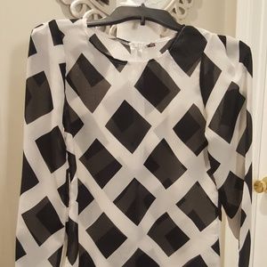 Women Retro Black White Square Cross Long Sleeve